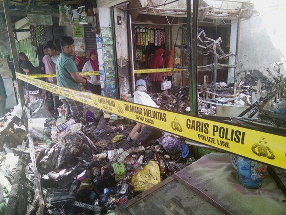 Enam Kios di Pasar Mangge, Magetan Terbakar