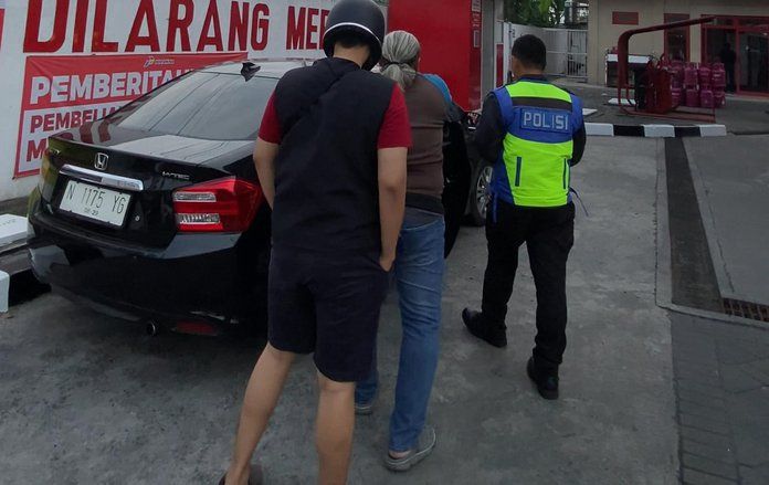 Modus Sedot Tangki Terbongkar, Pelangsir Pertalite Ditemukan Tak Sadarkan Diri di SPBU