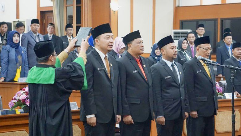 Sambari Minta DPRD Perjuangkan Aspirasi Masyarakat Gresik