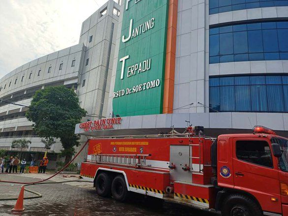 Kebakaran di RSUD dr Soetomo, Satu Pasien Meninggal dan Tiga Petugas Tumbang