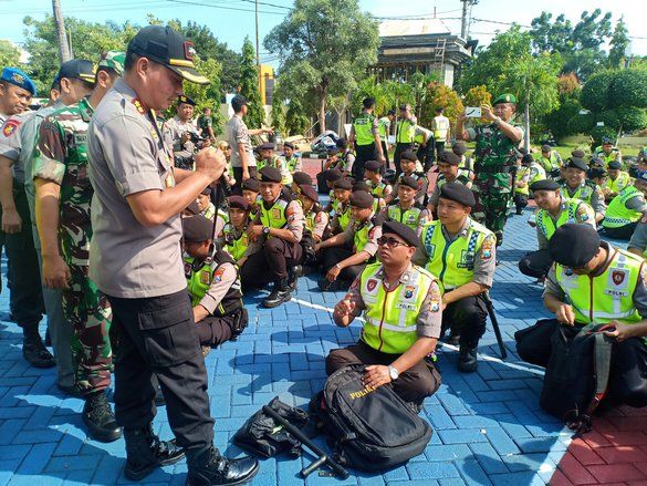 Lima Ribu Personel Amankan Pemilu di Kabupaten Probolinggo