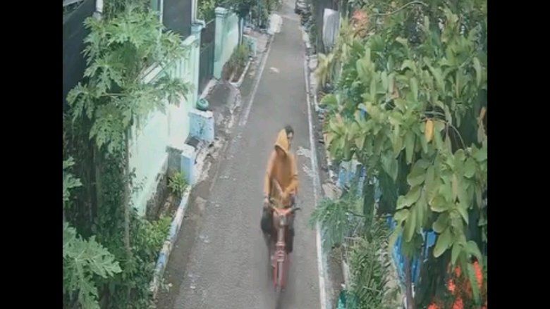 Aksi Pencurian Tabung LPG 3 Kg Terekam CCTV, Warga Perumahan di Probolinggo Resah