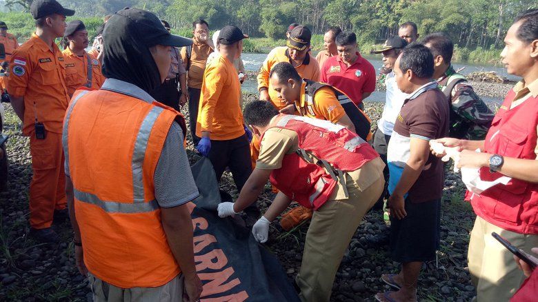 Jenazah Pria Tenggelam di Brantas Ditemukan 5 Kilometer dari Lokasi Jatuh