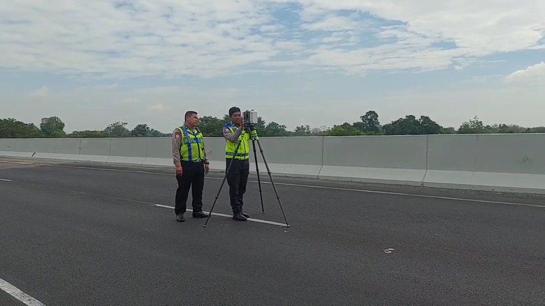 Polda Jatim Selidiki Laka Anggota DPR RI di Tol Paspro dengan Scanner 3D