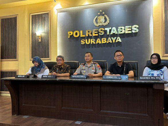 Polisi Dalami Kematian Bocah Penyandang Disabilitas di Surabaya