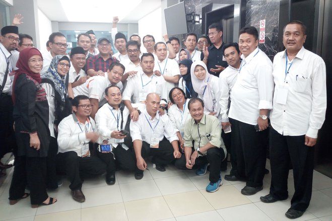 Ekspresi Para Peserta Tes Tulis Calon Komisioner KPU Jatim