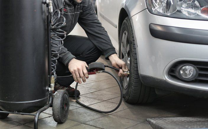 Ini Penyebab Pelek Mobil Rusak dan Cara Mencegahnya