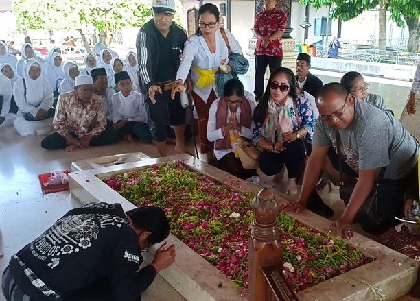Haul ke-49 Bung Karno Diwarnai Semaan Alquran dan Doa Lintas Agama