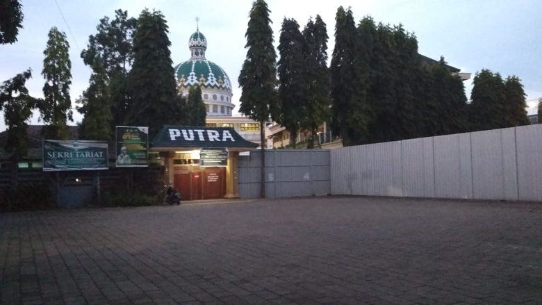 100 Santri asal Papua Tertahan di Banyuwangi Akibat Penutupan Bandara