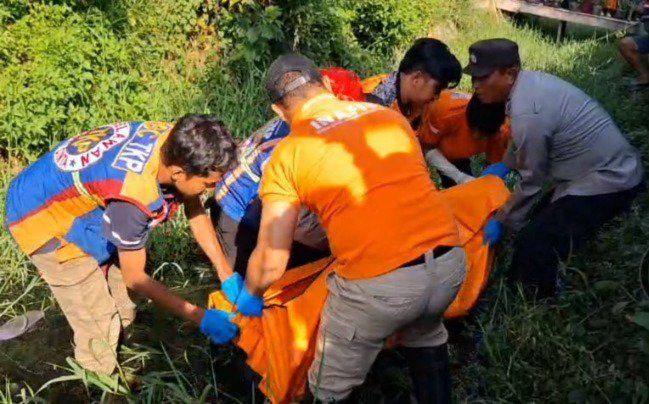 Pria Ditemukan Meninggal di Anak Sungai Mojokerto, Polisi Selidiki Penyebabnya