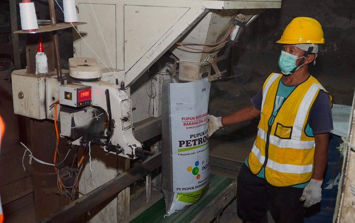 Pupuk Indonesia Tegaskan Pupuk Subsidi Tak Wajib Dibeli Paketan