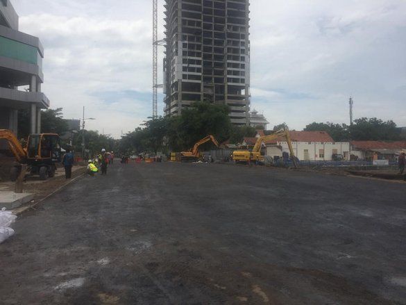 Risma Upayakan Pembukaan Ruas Timur Jalan Gubeng Sore Ini