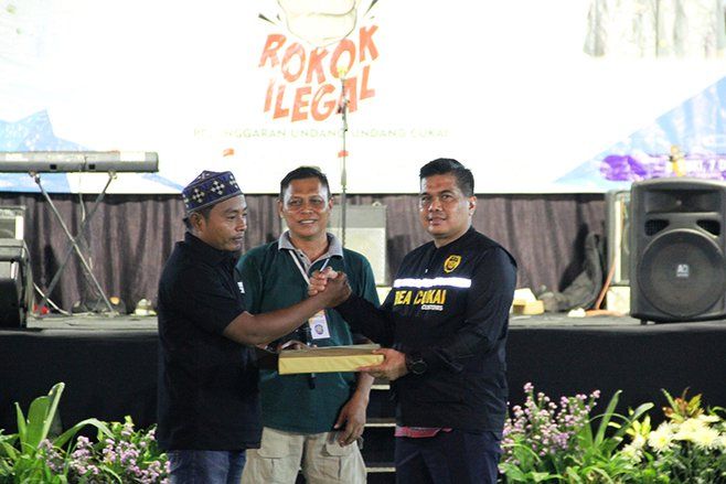 Bea Cukai Ajak Linmas Bantu Cegah Peredaran Rokok Ilegal di Situbondo