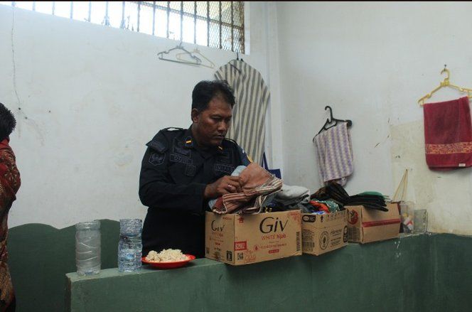 Cegah Peredaran Narkoba, Rutan Kelas I Surabaya Rutin Geledah Kamar Warga Binaan