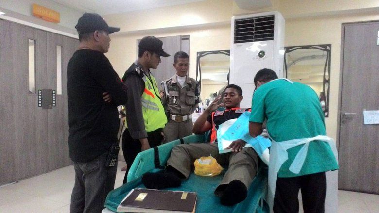 Tertibkan Pedagang di Pasar Keputran, Satpol PP Dibacok