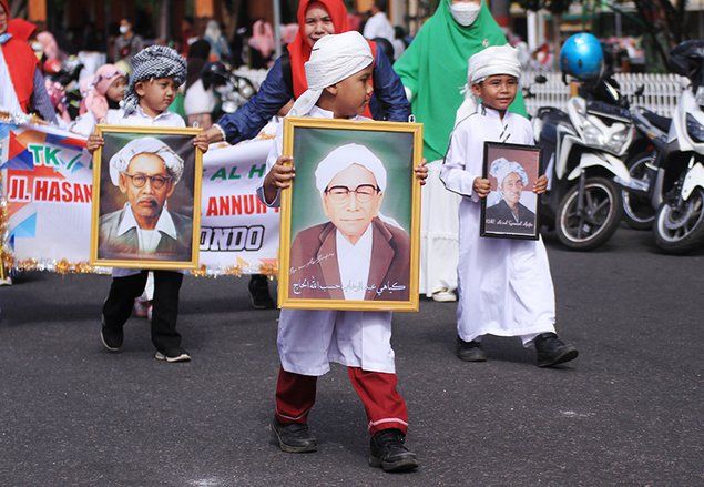 Ribuan Siswa TK dan RA di Situbondo Meriahkan Pawai Satu Abad NU
