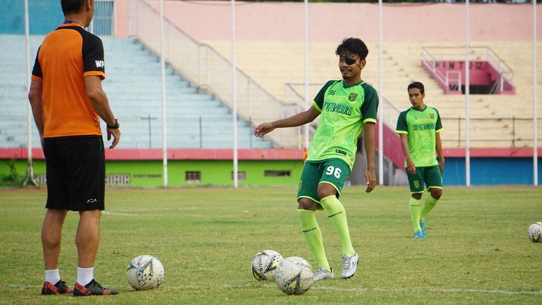 Persebaya Terapkan Metode Latihan Baru
