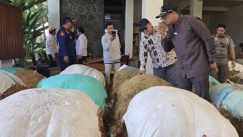 Sidak Gudang Tembakau, DPRD Kabupaten Probolinggo Bongkar Permainan Harga Tengkulak