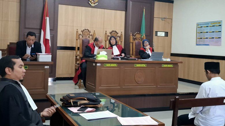 Replik JPU Abaikan Dalil Pledoi, Konsistensi Tuntutan Midhol Disorot