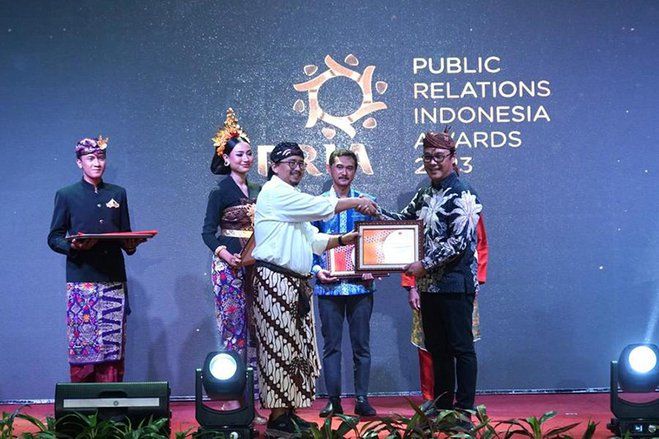 Pemkot Surabaya Raih 3 Penghargaan Langsung di Ajang Public Relation Indonesia Awards 2023