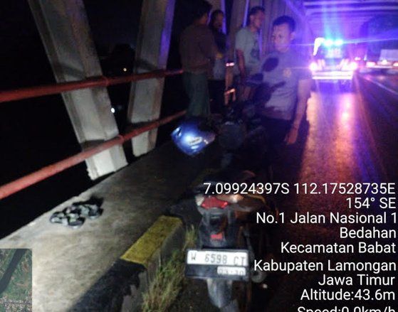 Motor Tak Bertuan di Jembatan Widang-Babat Lamongan Diamankan Polisi