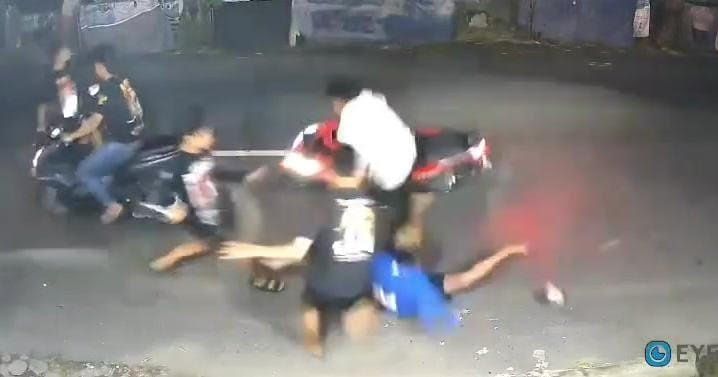 Viral, Pemuda Jadi Korban Pengeroyokan Saat Malam Tahun Baru di Kota Mojokerto