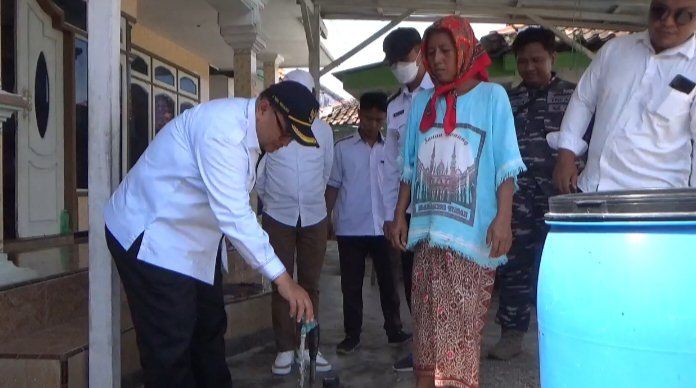 Wabup Probolinggo Usul Perlunya Tandon Penampung Air PDAM di Pulau Gili Ketapang