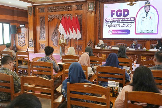 Ning Ita Dorong Inovasi Layanan Publik dengan Penguatan SDM MPP Gajah Mada