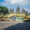 Ratusan Pelajar SMA Al Islam Krian Belajar Sejarah Candi Prambanan dan Pembuatan Gula PG Madukismo