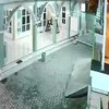 Diduga Ngantuk, Pemotor Wanita Tewas Tabrak Tembok Masjid