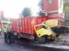 Diduga Sopir Mengantuk, Dua Truk Bertabrakan di Blitar