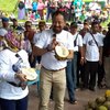 Dua Ribu Durian Dibagikan Gratis di Telaga Ngebel Ponorogo