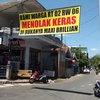 Warga Blitar Pasang Spanduk Penolakan Karaoke Maxi Brilian