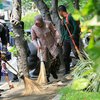 Hilangkan Stress, Risma Instruksikan Perbanyak Bunga dan Pohon di Jalur Pedesterian