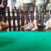 Tingkah Menggemaskan Tiga Anak Harimau Benggala Menunggu Khofifah