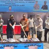 6,2 Juta Batang Rokok dan Ribuan Liter Minuman Beralkohol Ilegal Dimusnahkan