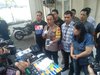 Polisi Serahkan HP dan Dompet Korban Jambret