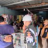 Berantas Rokok Ilegal, Satpol PP Kota Mojokerto Merazia Toko dan Pasar