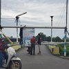 Pilar Retak Terdesak Sampah, Jembatan Penghubung Mojokerto-Jombang Ditutup Sementara