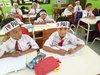 Pemkab Blitar Wajibkan Guru dan Murid Memakai Ikat Kepala "<em>I Love</em> Papua"