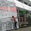 Mahasiswa Ubaya Ajak Milenial Tidak Golput dengan <em>Doodle Art</em>