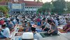 Dua Tahun Vakum Akibat Pandemi, Salat Idulfitri Kembali Digelar di Balai Kota Surabaya