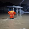 Permukiman Tergenang Banjir, Sebagian Warga Mojokerto Berlebaran di Pengungsian