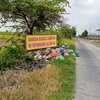 Masyarakat Keluhkan TPS Liar di Pinggir Jalan Waduk Gondang Lamongan