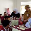 Khofifah Pantau Sekolah Rakyat di Probolinggo, Tiga Siswa di Jatim Tak Hadir karena Sakit
