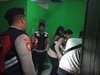 Kamar Kos di Mojokerto Jadi Tempat Prostitusi, Polisi Temukan Kondom dan Payudara Silikon