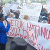 Sepuluh Bulan Berpuasa, PKL dan PMII Tuban Demo Tuntut Kembali Berjualan di Alun-Alun