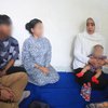 Bupati Ikfina Serahkan Bantuan Sembako kepada Keluarga Berisiko <em>Stunting</em>