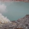 Berpotensi Gas Beracun, Pendaki Gunung Ijen Diimbau Tak Dekati Dasar Kawah atau Api Biru