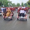 Tukang Becak Sepuh di Ponorogo Terima Becak Listrik dari Presiden Prabowo